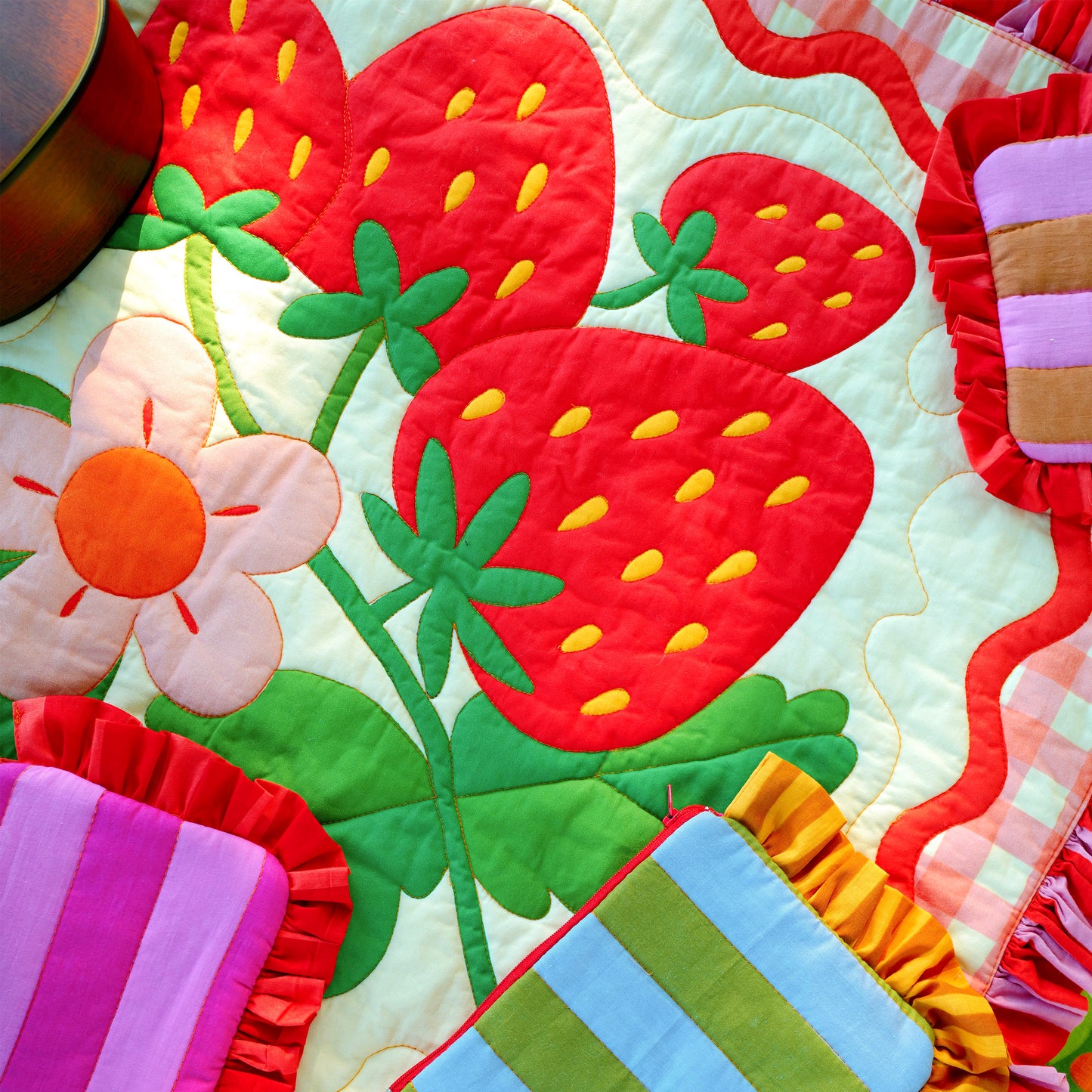 Strawberry Ruffle Quilt