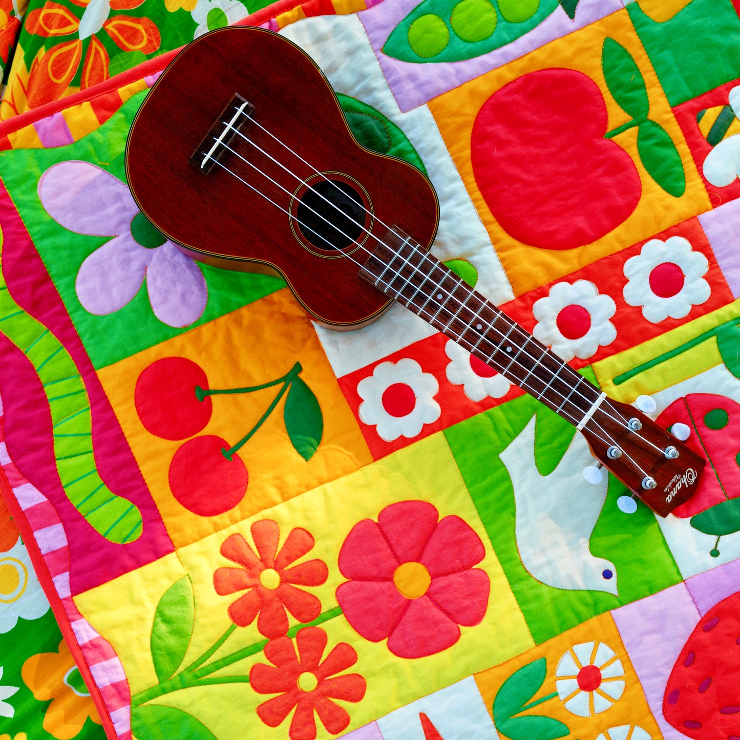 Garden Charms Quilt - Pink/Yellow